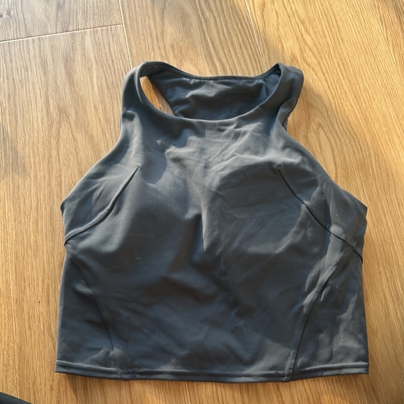 Lululemon tank - Picture 2 of 2